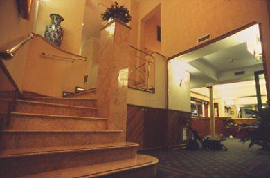 Carlo Magno Hotel