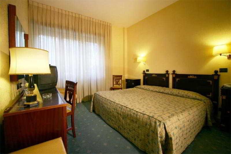 Carlo Magno Hotel 3*
