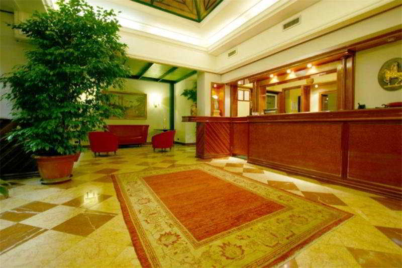 Hotel Carlo Magno 3*